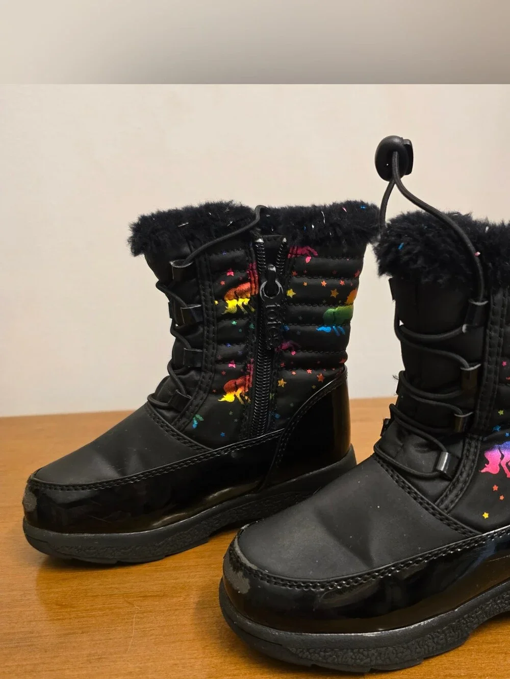Girls rainbow unicorn winter snow boots size 9